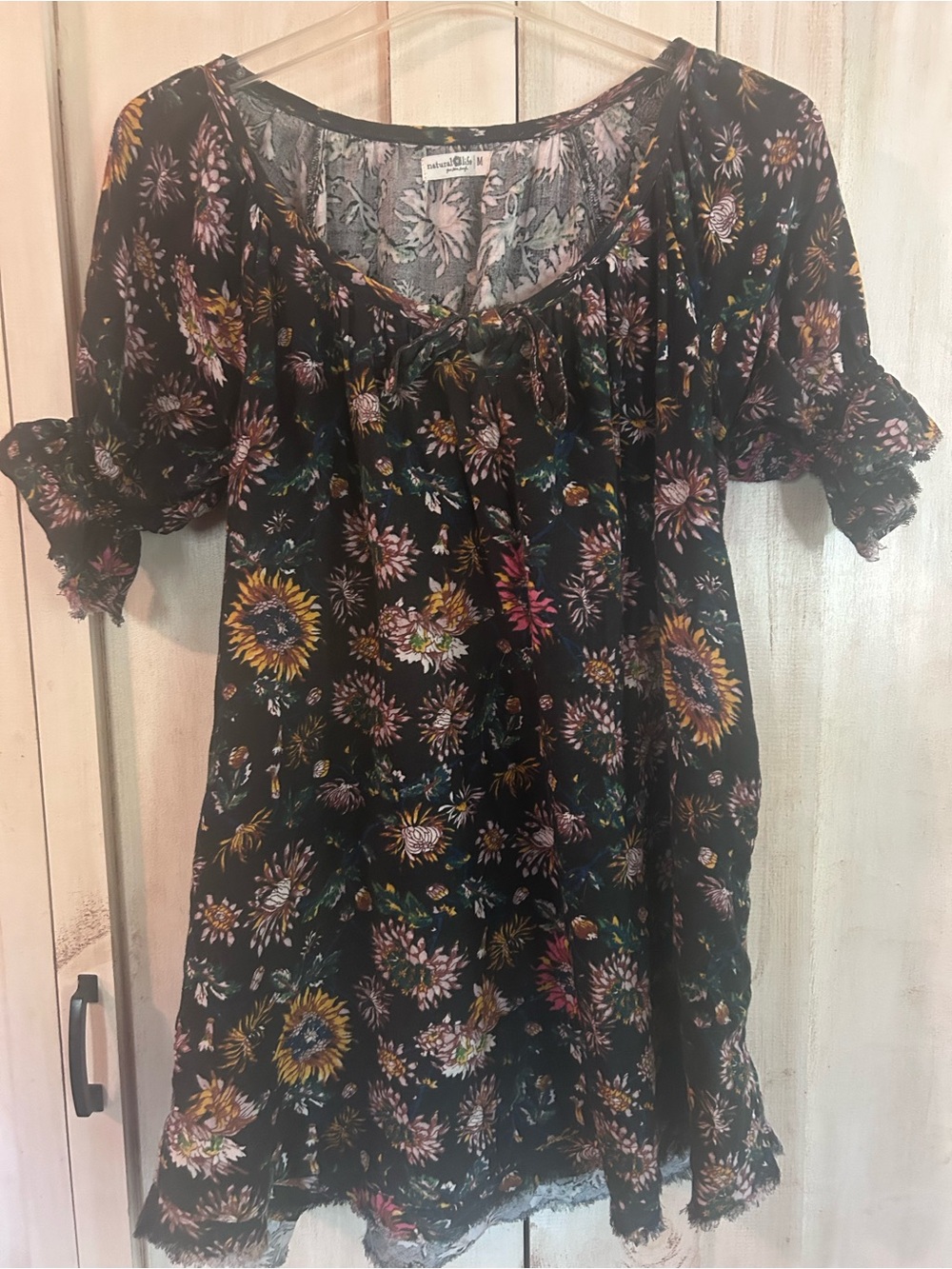 NATURAL LIFE Black Floral Peasant Tunic
